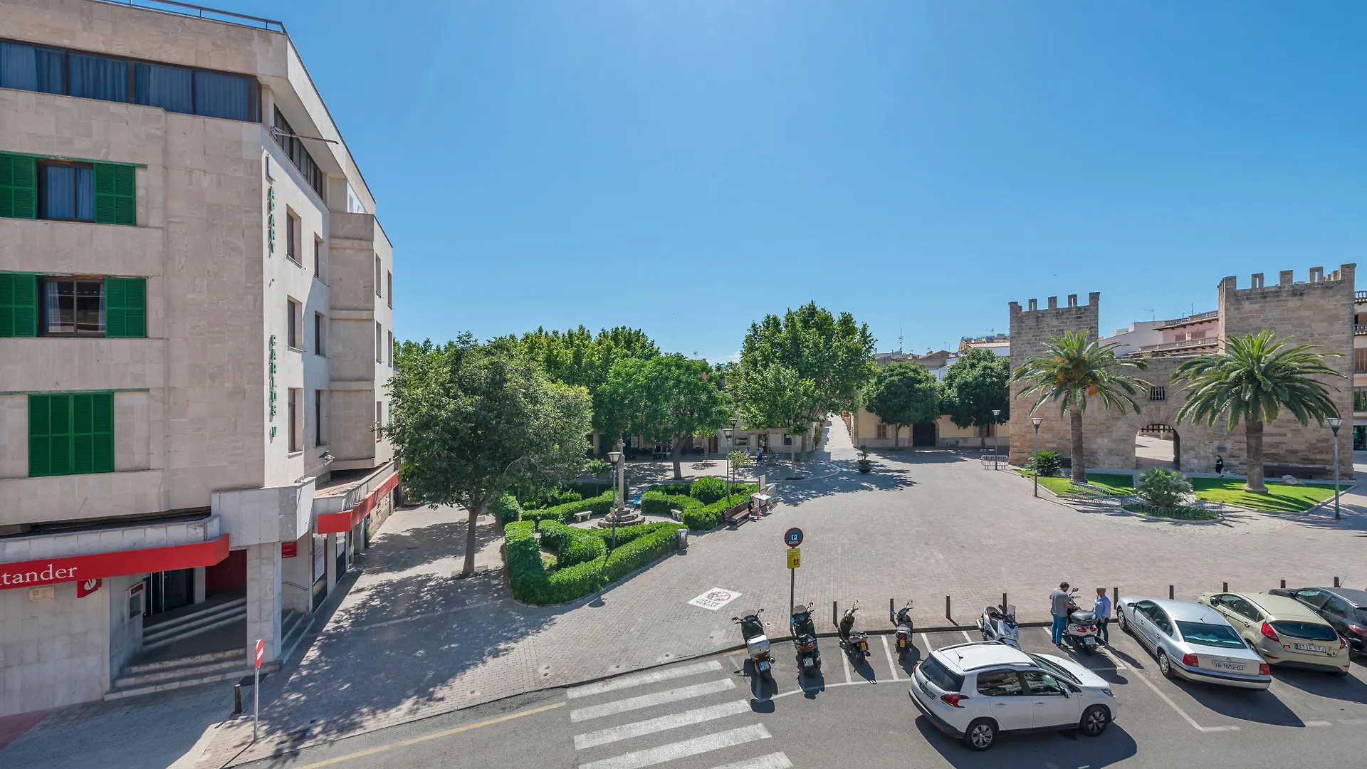 Apartamentos Carlos V Alcudia  0*, Alcudia (Mallorca)