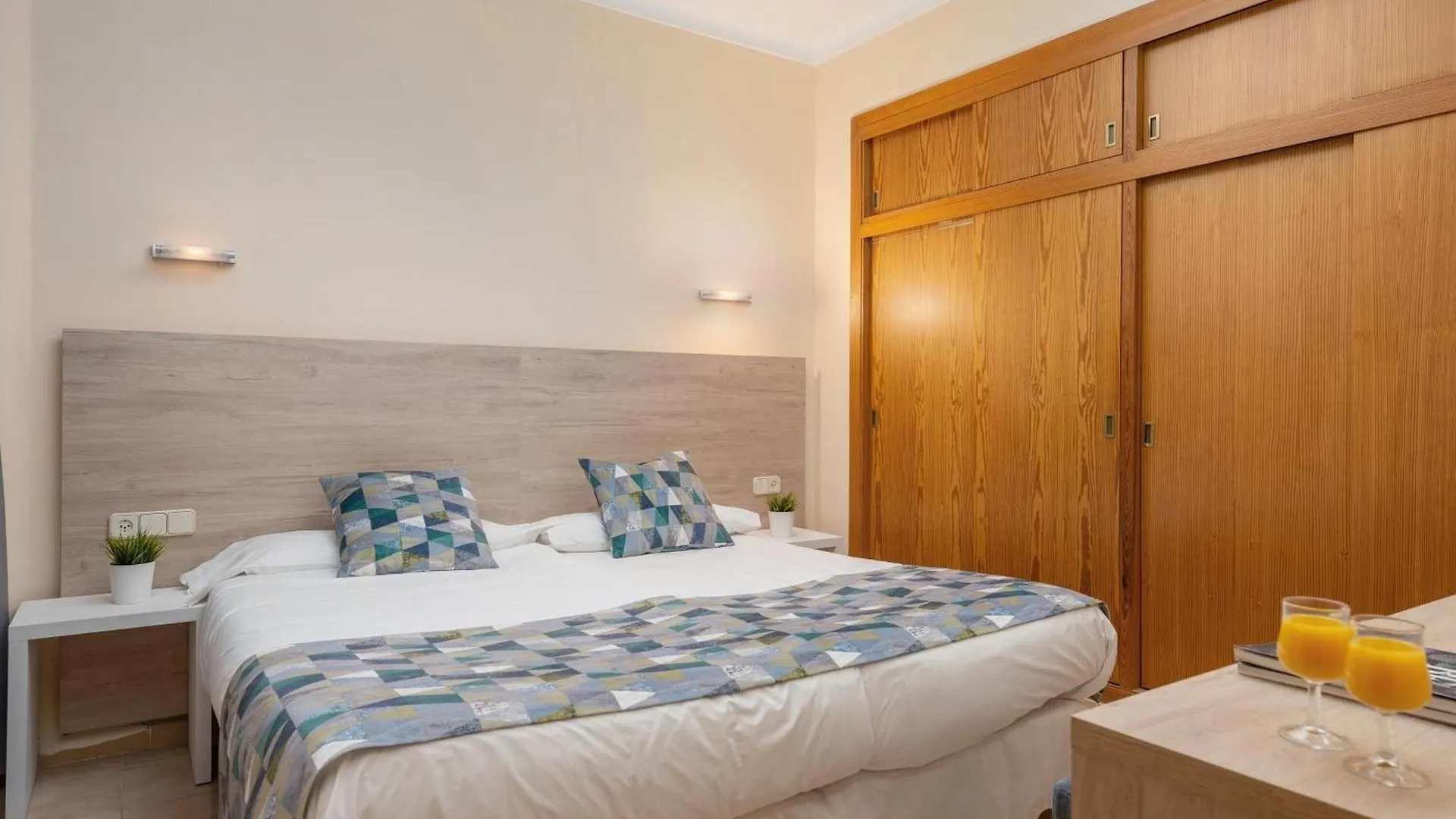 Appartement Apartamentos Carlos V Alcúdia